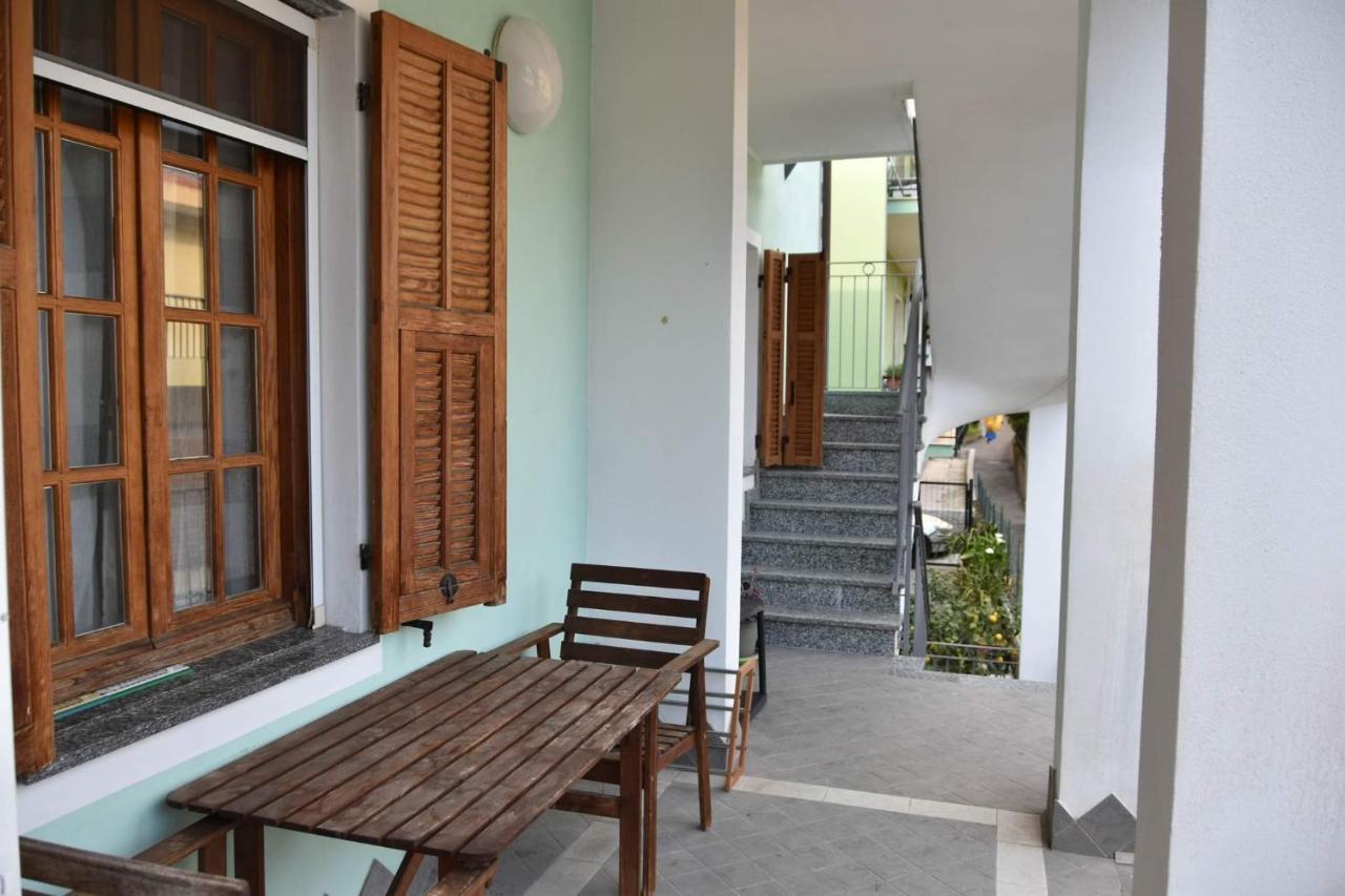 Ferienwohnung Casa Margot Riva Ligure Exterior foto